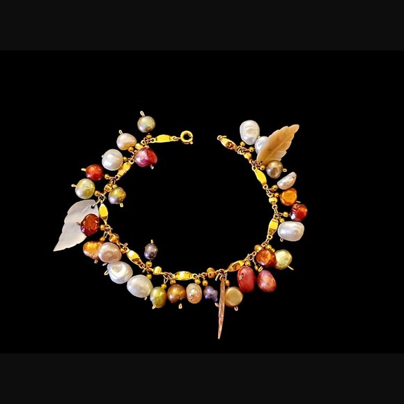 Natural Multicolor Mother Of Pearl Lead Gold Tone 7.5" Bracelet - Picture 4 of 7
